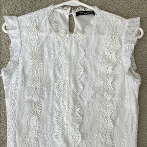 Women’s Elegant White Lace Sleeveless Top Blouse S